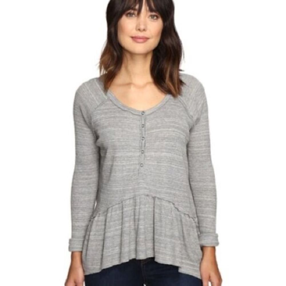 𝅺FREE People Coastline Thermal Peplum Top